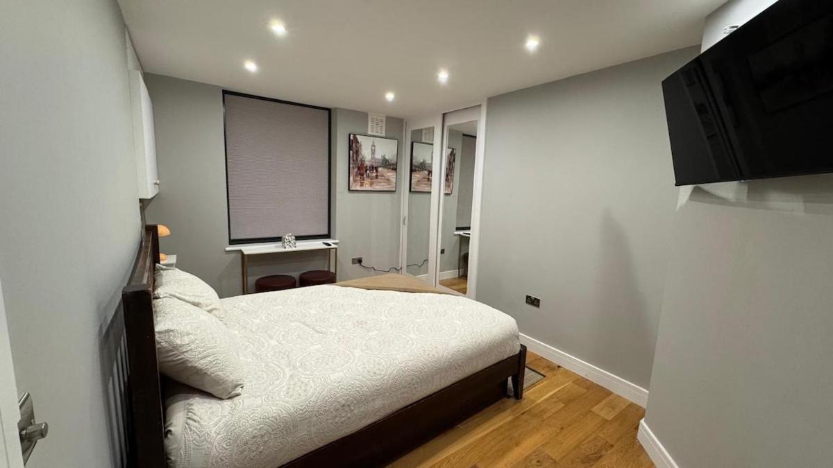 Central Apartment Londra Exterior foto