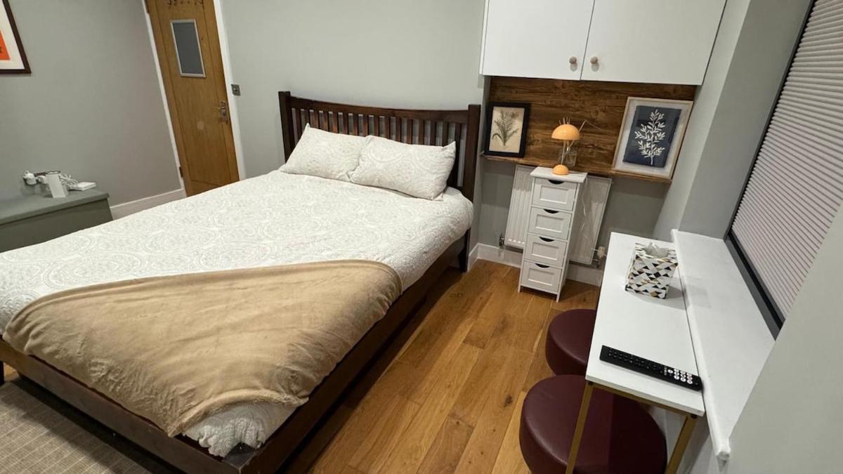 Central Apartment Londra Exterior foto